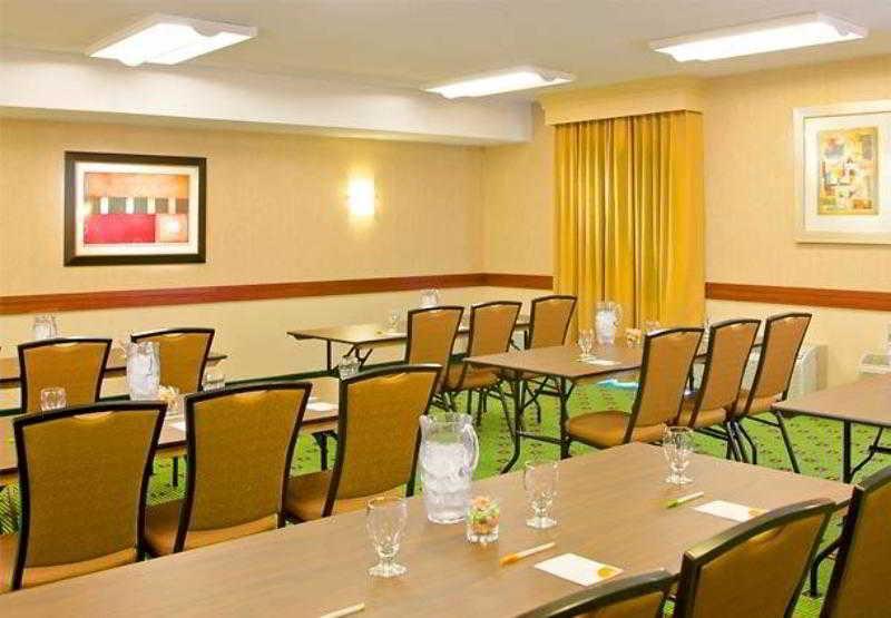 Courtyard By Marriott Memphis Airport Exterior foto