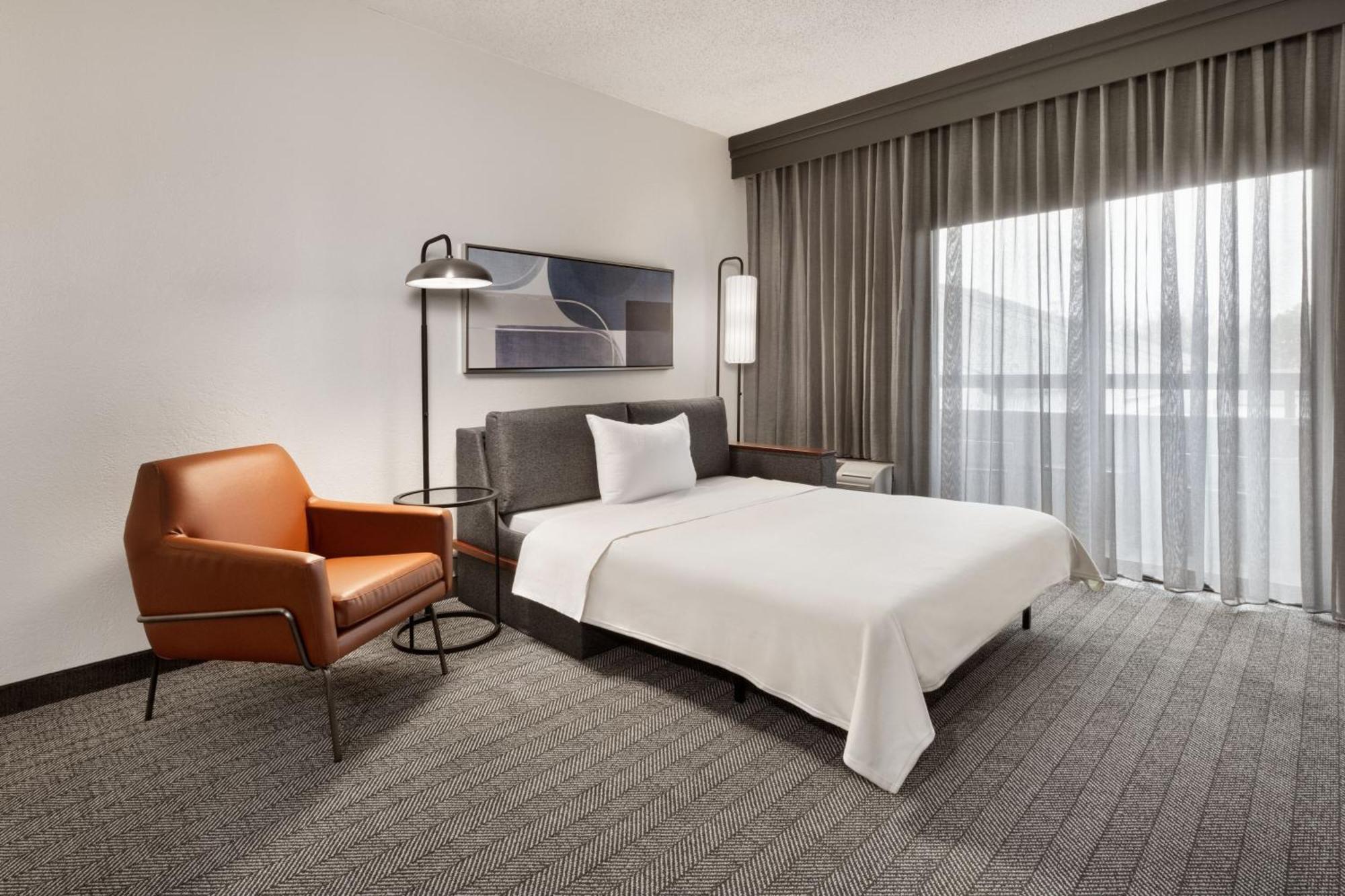 Courtyard By Marriott Memphis Airport Exterior foto