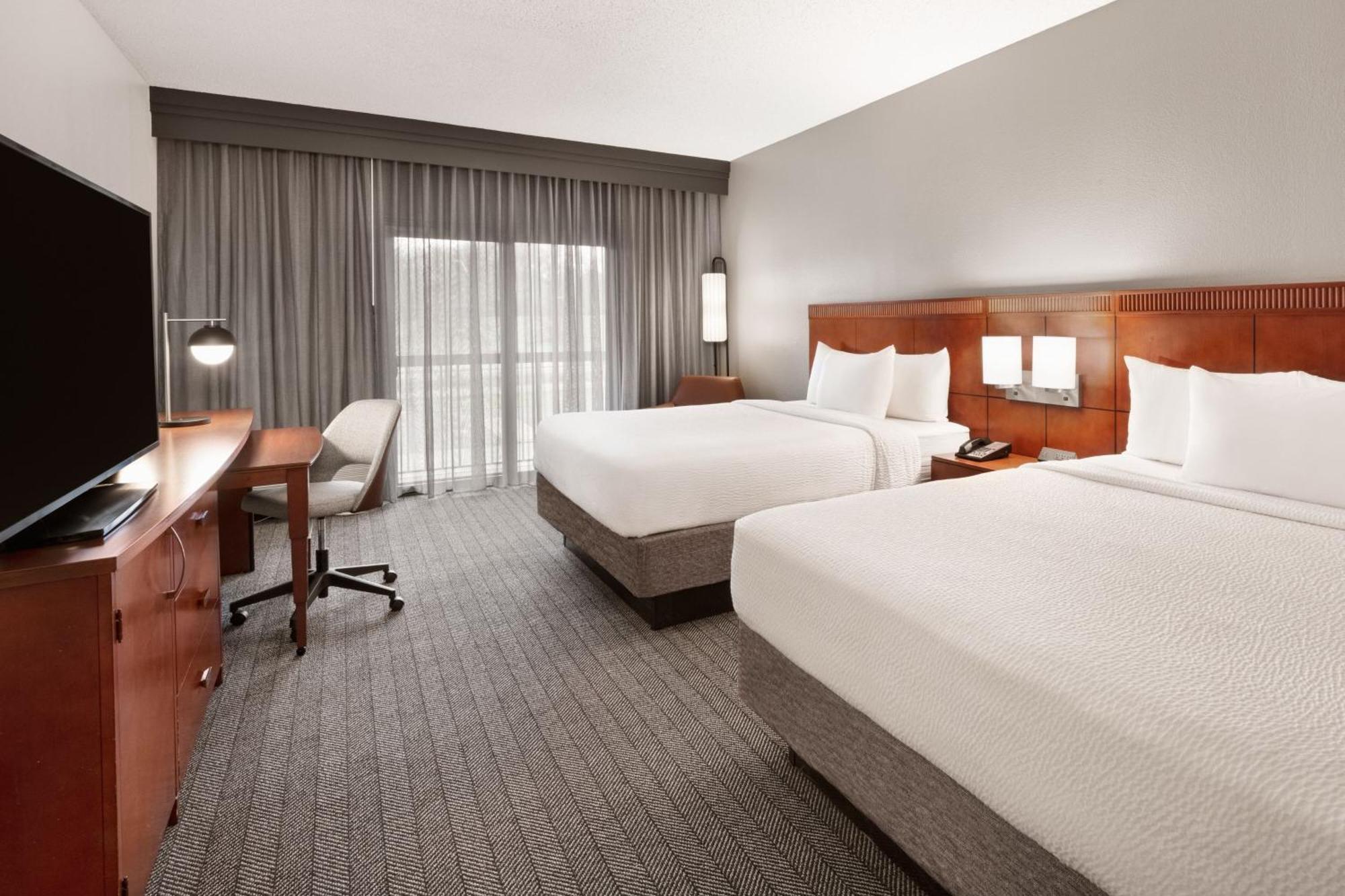 Courtyard By Marriott Memphis Airport Exterior foto