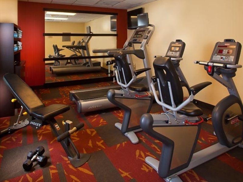 Courtyard By Marriott Memphis Airport Exterior foto